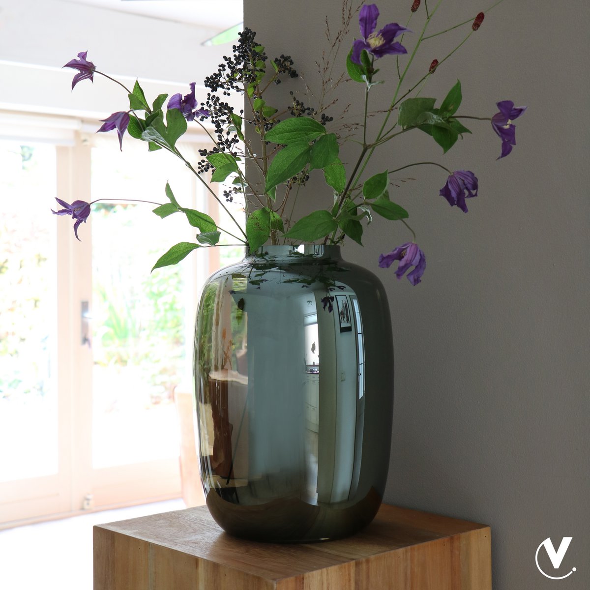 Vase - Artic gloss grey