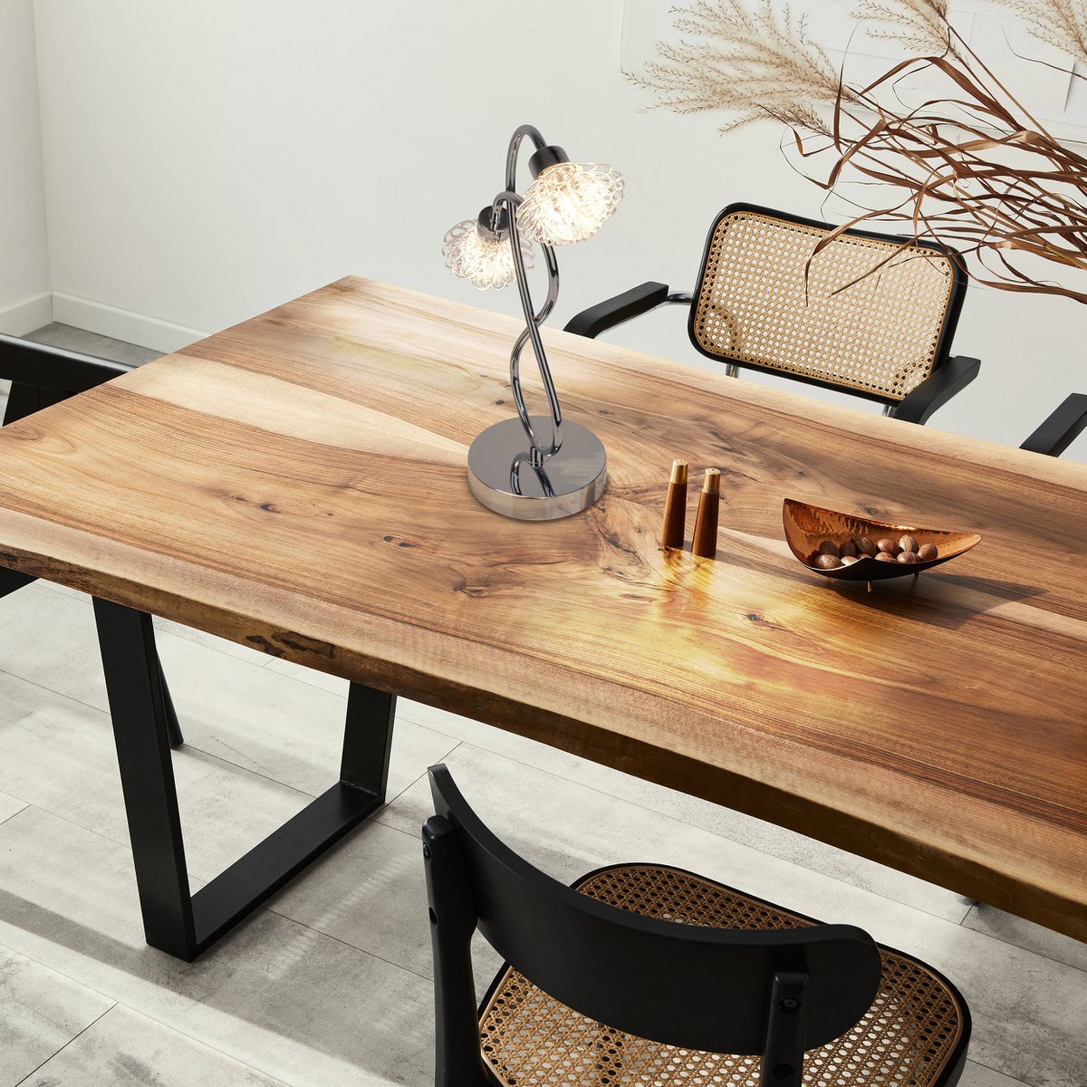 Näve Leuchten "Flower" table lamp - Armino Living